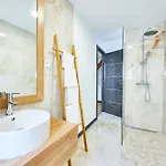 Th 102 F2 En Duplex Confort 1 A 3 Personnes *