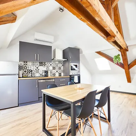 아파트 Th 102 F2 En Duplex Confort 1 A 3 Personnes 탄