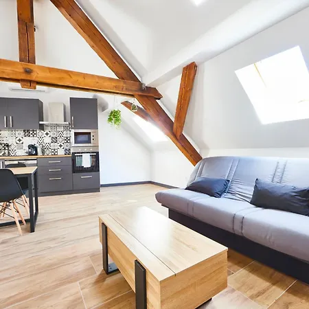 Th 102 F2 En Duplex Confort 1 A 3 Personnes Apartamento