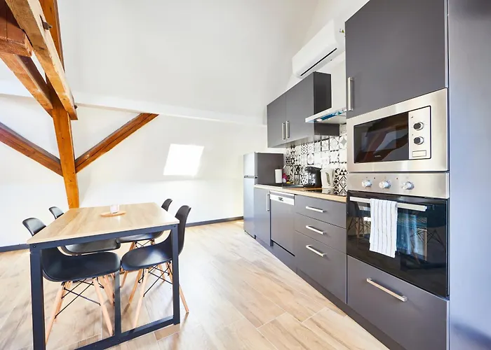 Th 102 F2 En Duplex Confort 1 A 3 Personnes Тан
