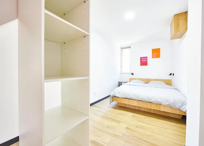 Th 102 F2 En Duplex Confort 1 A 3 Personnes Апартаменты Тан