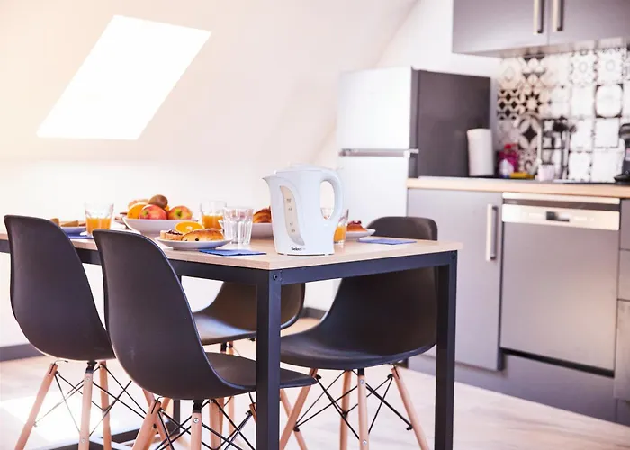 Th 102 F2 En Duplex Confort 1 A 3 Personnes Тан